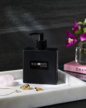 Load image into Gallery viewer, BLACK &amp; WHITE BODY -  LUXURY CERAMIC SHOWER GEL CLEANSE
