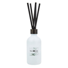 Load image into Gallery viewer, BLACK &amp; WHITE HOMEWARE DELUXE ROOM FRAGRANCE 200 ml
