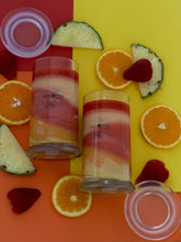 Load image into Gallery viewer, BLACK &amp; WHITE HOMEWARE - SUMMER TROPICS CANDLE 500 ml
