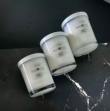 Load image into Gallery viewer, CHRISTMAS GIFT BOX SMALL ELEGANT X3 SET OF CANDLES WHITE
