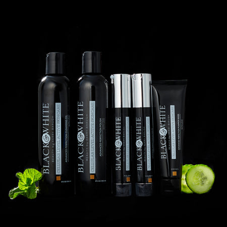 SKINCARE GIFT BOX ADVANCED MUST HAVES